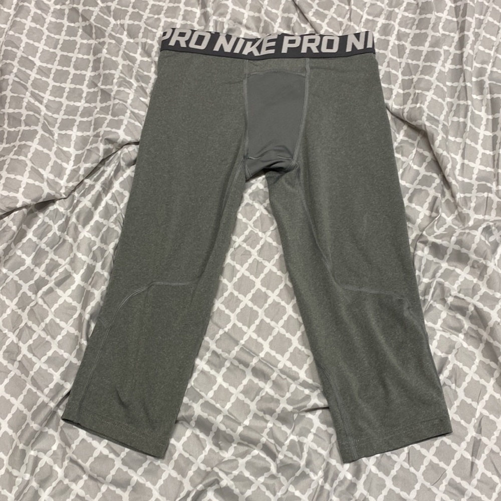 Nike Pro Dri-Fit. - Picture 2 of 6